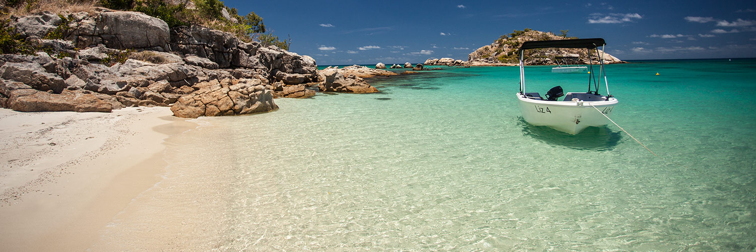 Guest can rent Motorized Dinghies on Lizard Island